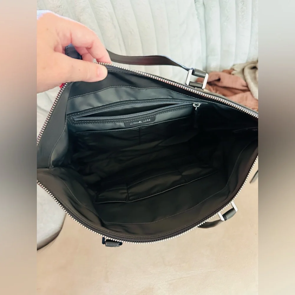 Michael Kors Sage Gray Nylon Tote Bag + COA - Picture 2 of 12